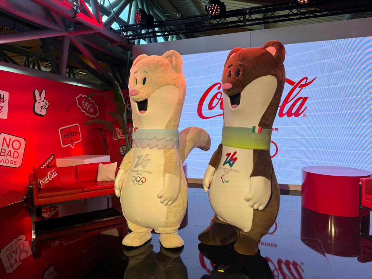 A Casa Coca-Cola di Sanremo 2024 le Mascotte delle Olimpiadi 2026