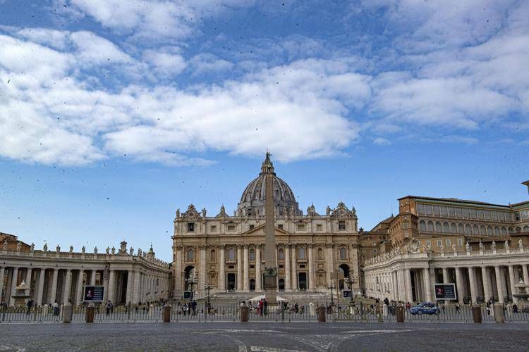 Papa, fumata bianca: il mondo ha il suo nuovo leader globale