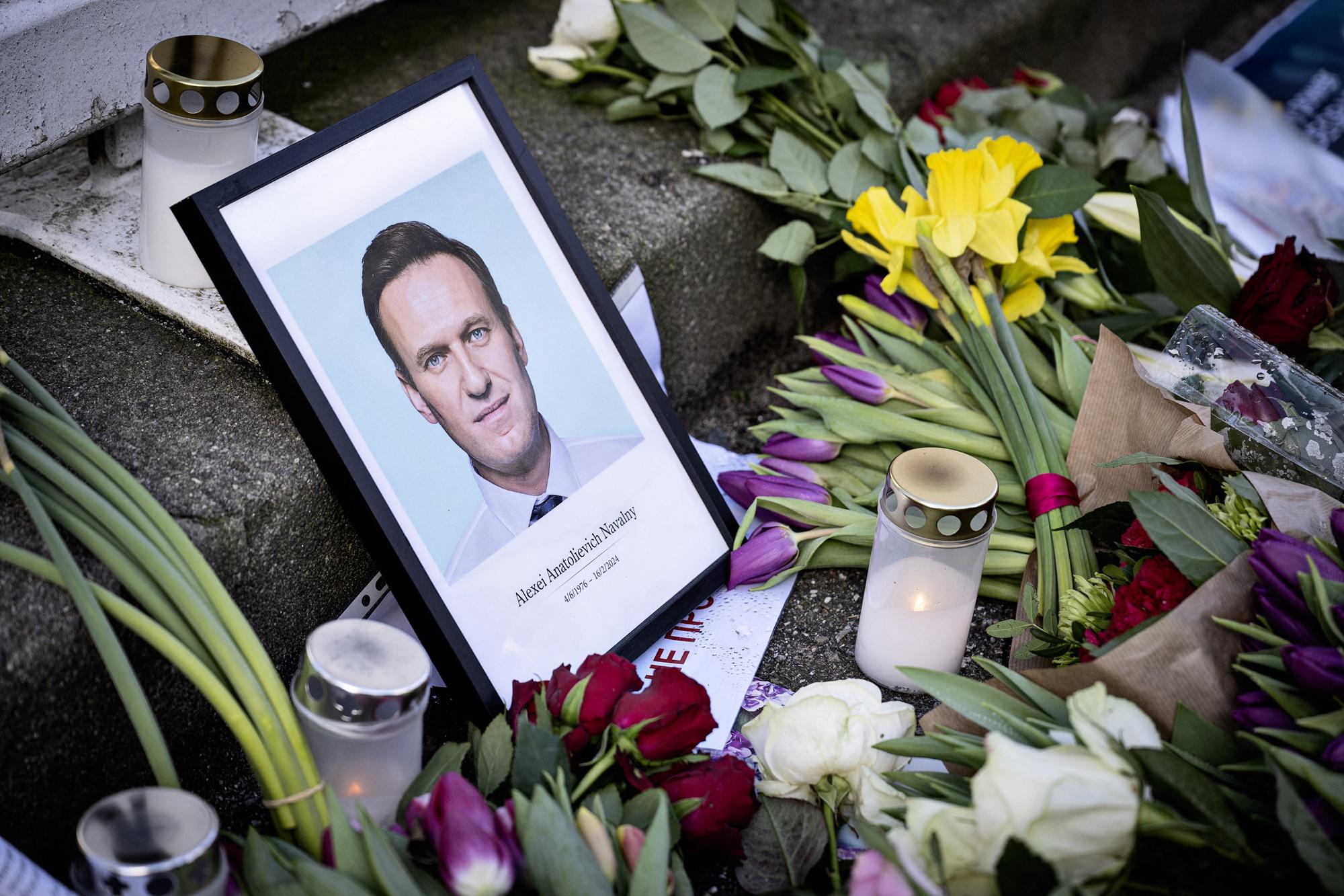 Где и когда похоронят Навального*, и почему возникли сложности с выдачей тела родственникам. Новые неудобные факты