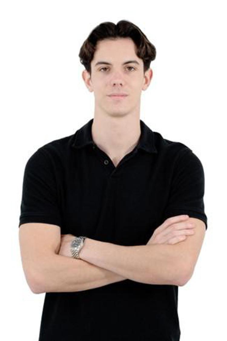 Jimmy Cenedella L'Innovatore che Garantisce uno Stipendio da Casa con l'Educazione Online