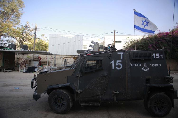 Truppe israeliane in Cisgiordania (Fotogramma)