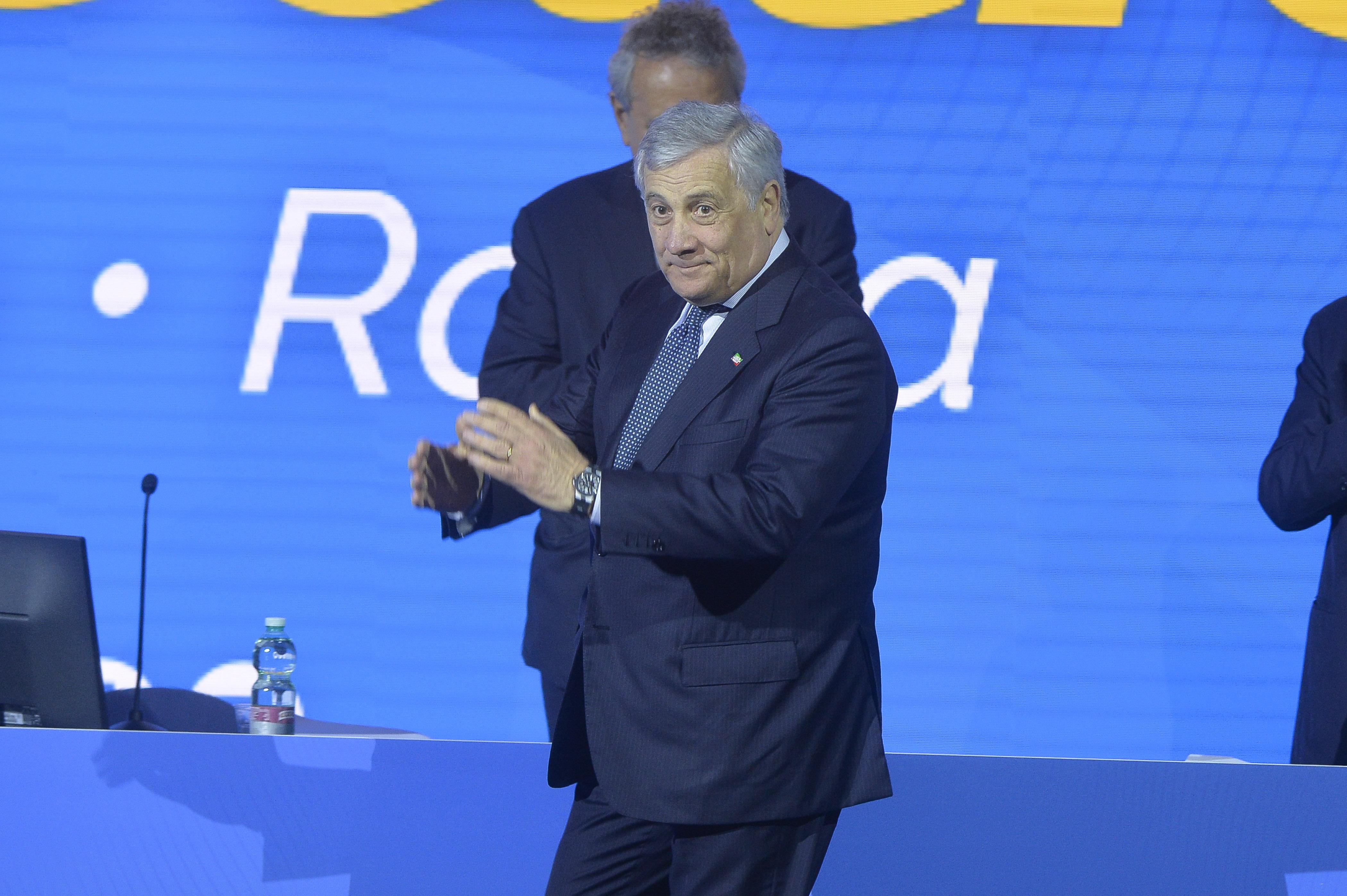 Forza Italia, congresso verso proclamazione Tajani segretario: il giorno