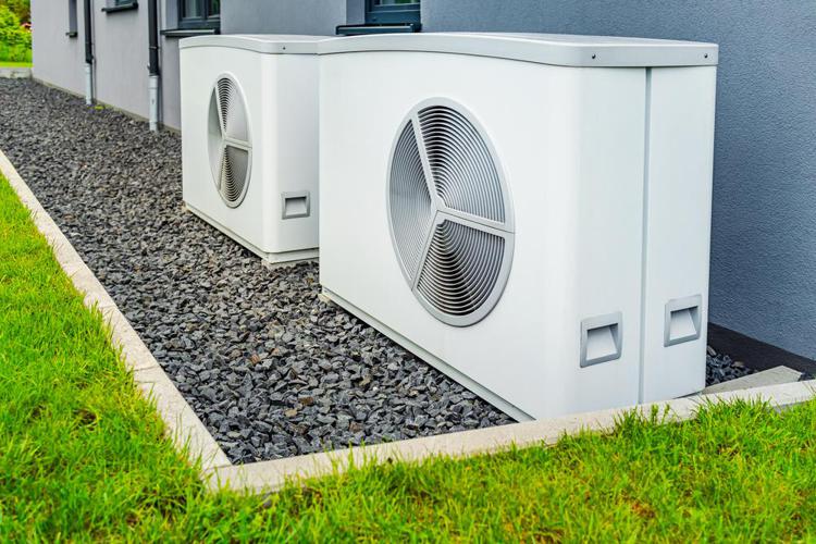 Immergas: innovativi impianti per il riscaldamento e raffrescamento Ibridi e full electric