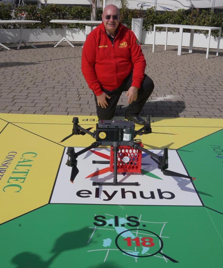 Il defibrillatore arriva dal cielo con il drone del 118