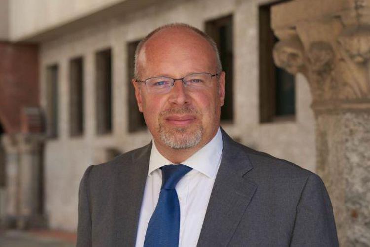 Maurizio Binetti AXA Italia