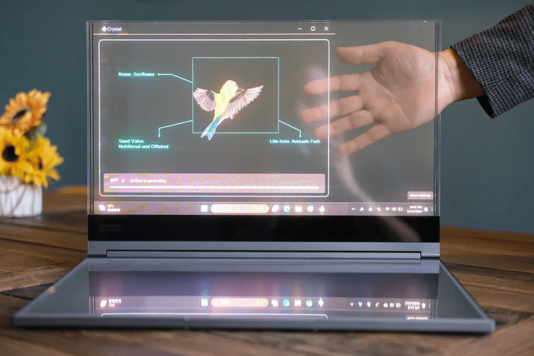 PC trasparenti e smartphone che si arrotolano al polso nel futuro di Lenovo