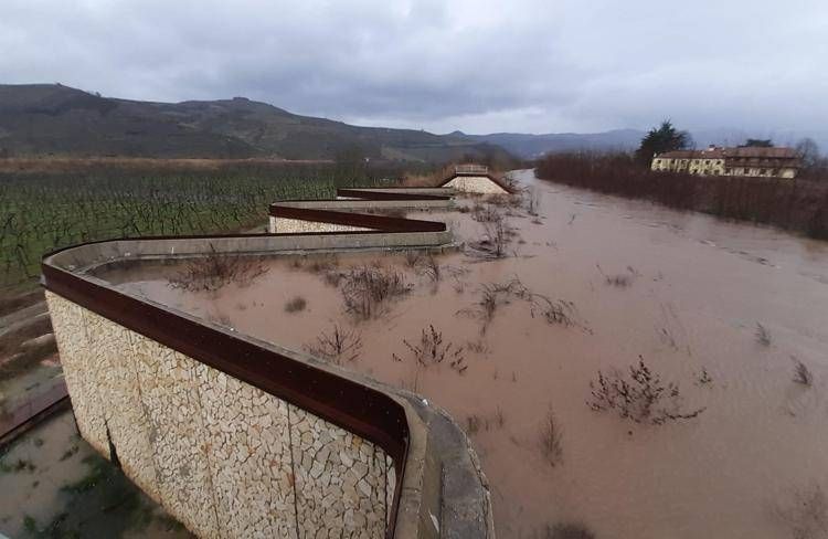 Allerta meteo rossa in Veneto, a Vicenza "situazione critica" Allerta meteo rossa in Veneto, a Vicenza "situazione critica"