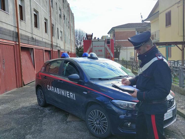 Bologna, incendio in appartamento a Baricella: morto anziano