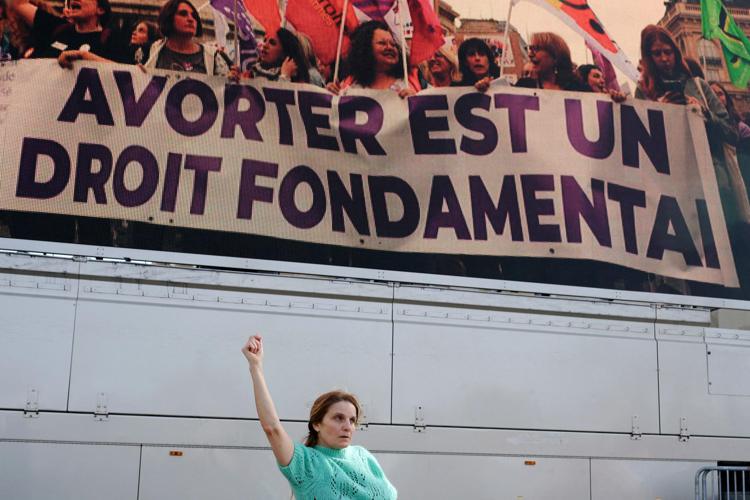 Manifestazione a Parigi per il diritto all'aborto - Afp