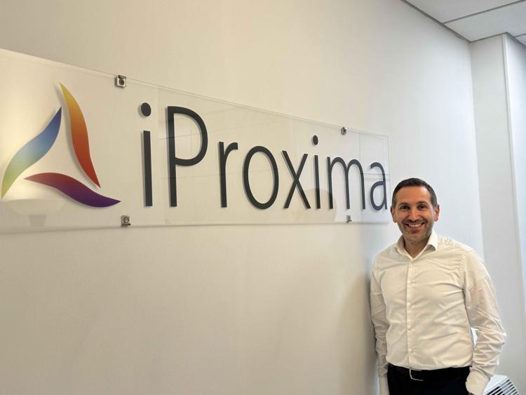 iProxima