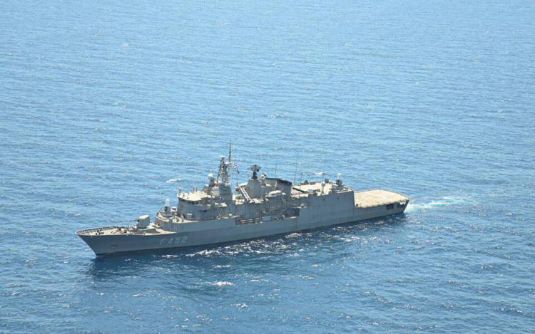 La fregata militare greca 'Hydra'