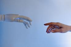 Ai, robotica umanoide e internet cinese: i settori in cui investire questa estate