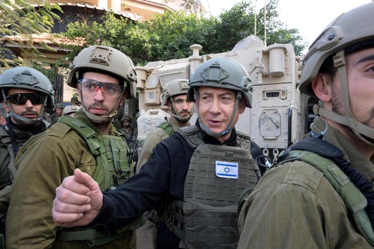 Netanyahu incontra i soldati, repertorio  - (Afp)