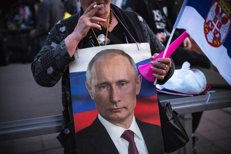 Manifestazione per la vittoria di Putin dopo le elezioni in Russia - Afp