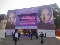 https://www.adnkronos.com/resources/028b-1a789a9e30dd-339d6e22b409-1000/format/medium/cosmoprof_bologna_comm.jpeg