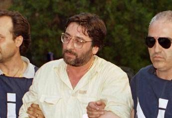 Chi è 'Sandokan' Schiavone, il boss pentito dopo 26 anni al 41 b