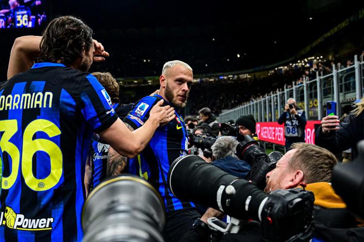 L'esultanza dei giocatori dell'Inter