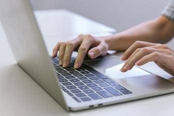 Digitale, Eurispes: è presenza 'universale' ma cresce il disagio