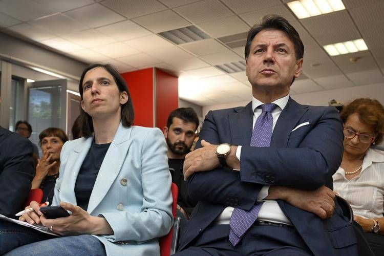 Giuseppe Conte ed Elly Schlein - Fotogramma