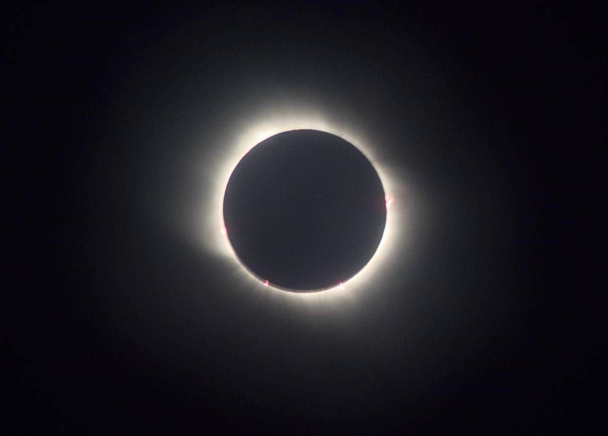A Che Ora Eclissi 8 Aprile Eclissi solare totale domani 8 aprile in Texas, dove vederla in diretta