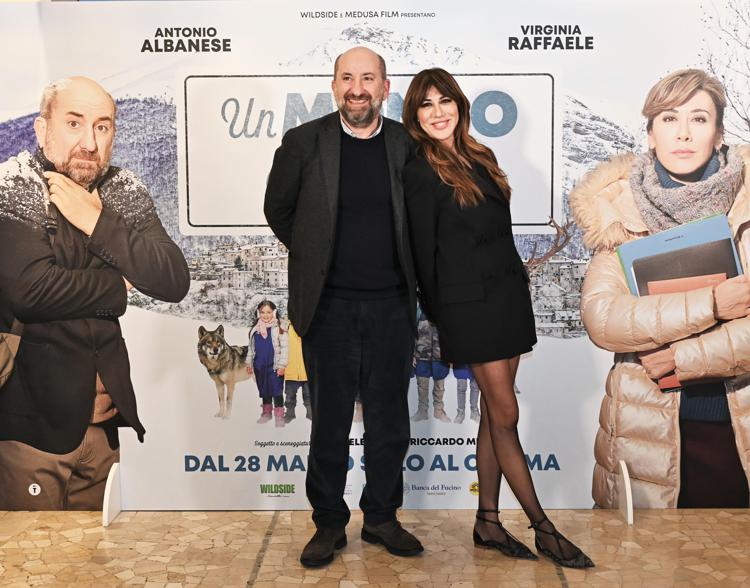 Box office, 'Un mondo a parte' salva il botteghino italiano