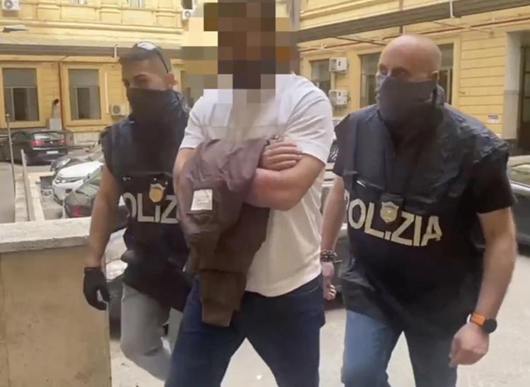 Il 32enne arrestato a Fiumicino (Fotogramma)