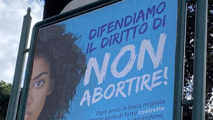 manifesti-pro-vita-aborto