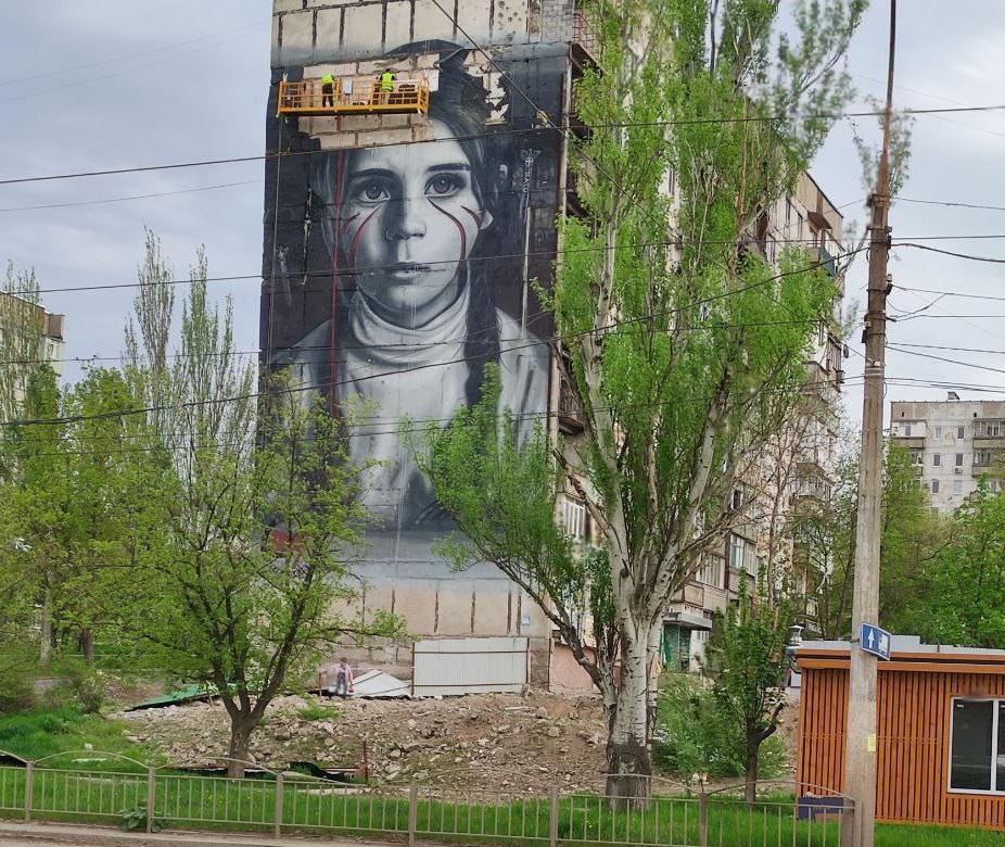 Mariupol erases Jorit's mural