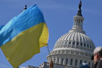 Ucraina, via libera Usa a pacchetto aiuti. Biden: 
