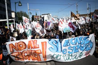 Venezia, primo giorno con il ticket d'ingresso: 113mila arrivi tra le proteste