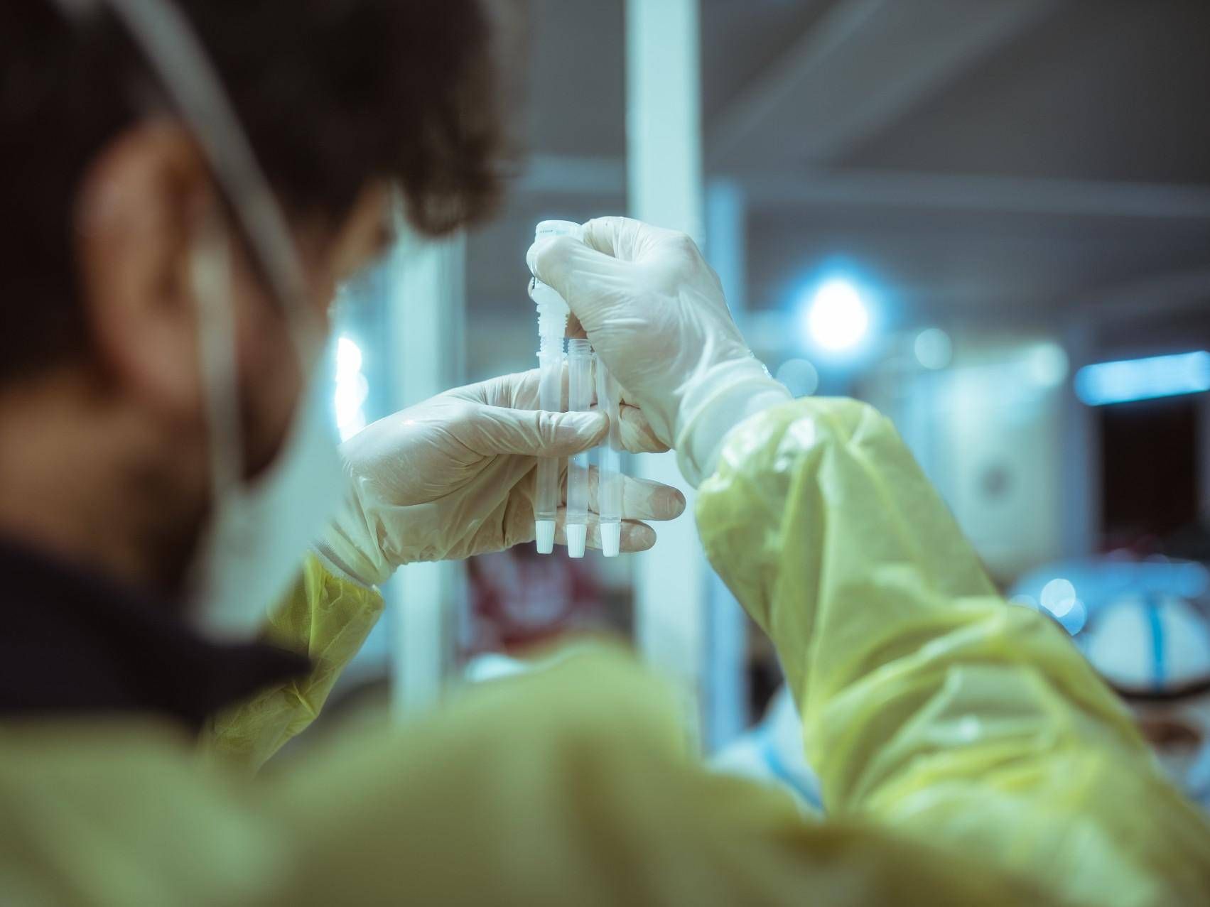 Covid - eccesso di mortalità rimasto alto per 3 anni: l