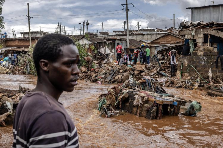 Kenya, crolla diga nel sud: circa 40 morti e decine di dispersi