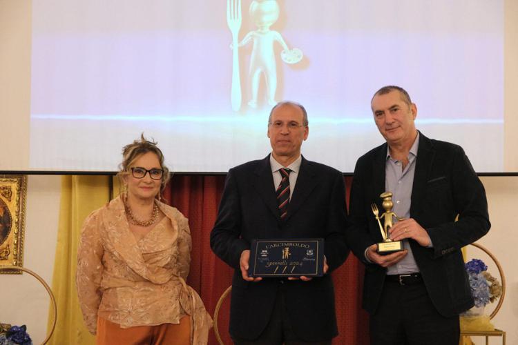La Pizzeria Trianon festeggia il premio internazionale L’Arcimboldo