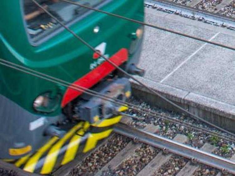 Sciopero treni 4 e 5 maggio, non ci saranno fasce di garanzia: cosa significa Sciopero treni 4 e 5 maggio, non ci saranno fasce di garanzia: cosa significa
