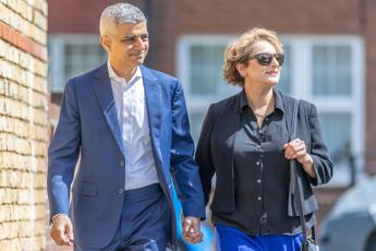 Sadiq Khan eletto sindaco di Londra per la terza vol
