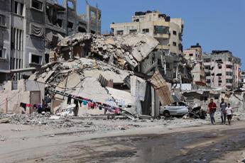 Gaza, l'ottimismo dei mediatori e lo stallo di Hamas. Israele si divide su Raf