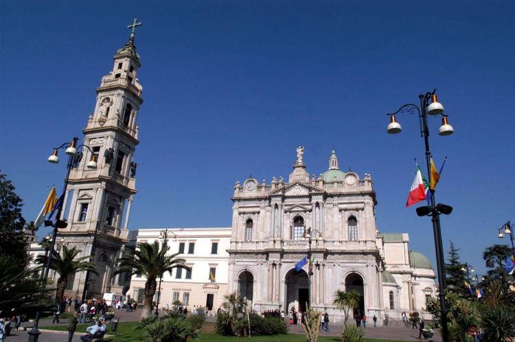 Il santuario della Madonna di Pompei (Fotogramma)