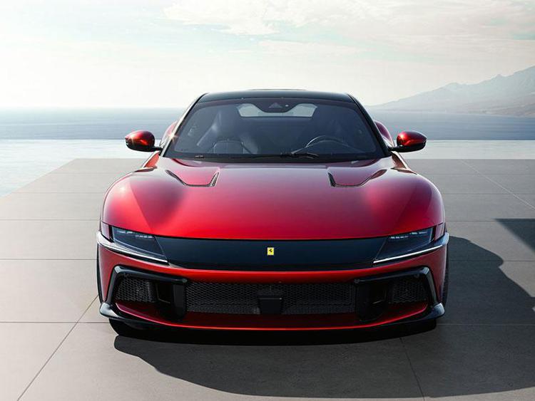 Ferrari: crescono utili e ricavi nel primo trimestre 2024