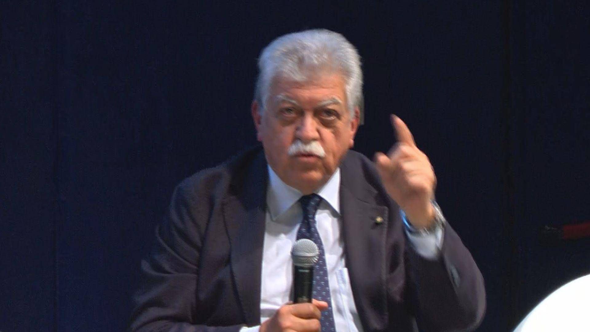 İtalya Buchmesse 2024'te Stefano Rolando, 'Umarım o zamankiyle aynı başarıyı yakalarım'