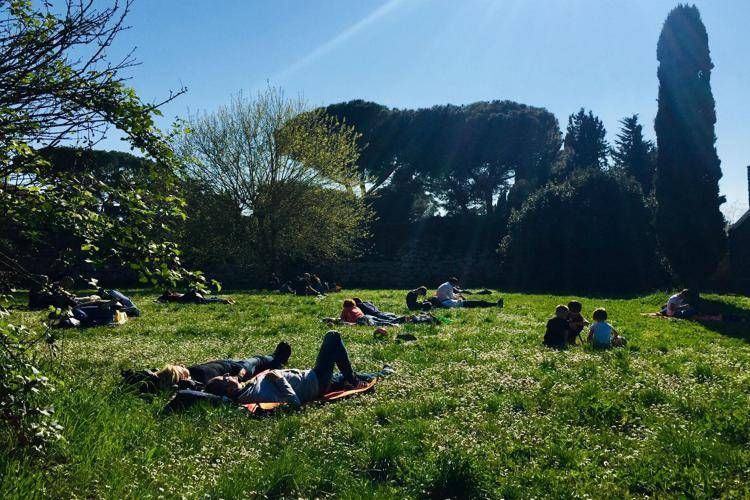 Fine settimana di beltempo poi Italia divisa tra caldo rovente e nubifragi