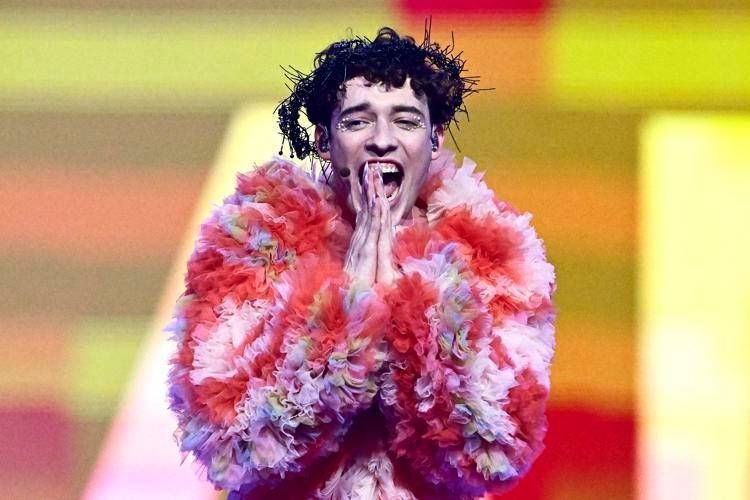 Nemo, il trionfatore 'non binario' di Eurovision 2024 - Ascolta