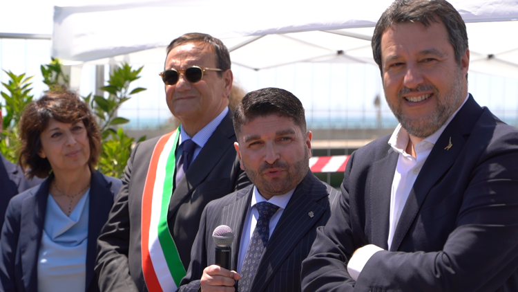 Salvini: "Sviluppo e lavoro dal porto commerciale di Fiumicino"