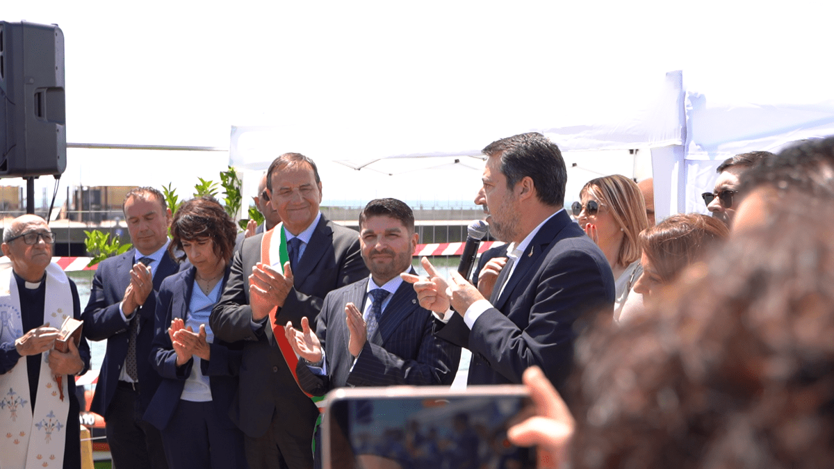 A Fiumicino posa della prima pietra della nuova darsena pescherecci