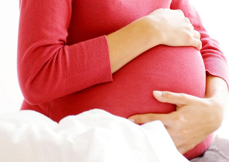 Stop Ema farmaco contro parto prematuro: rischio cancro nascituro