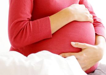 Stop Ema farmaco contro parto prematuro: rischio cancro nascitu