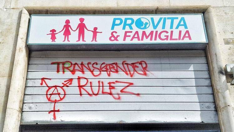 Roma. Vandalizzata sede Pro Vita Famiglia. È la decima volta in 3 anni