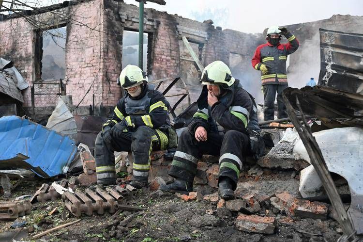 Ucraina-Russia, notte di attacchi a Kharkiv: "Abbattuti decine di droni"