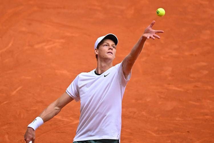 Roland Garros, oggi Sinner in campo contro Eubanks: orario, dove vederlo in tv