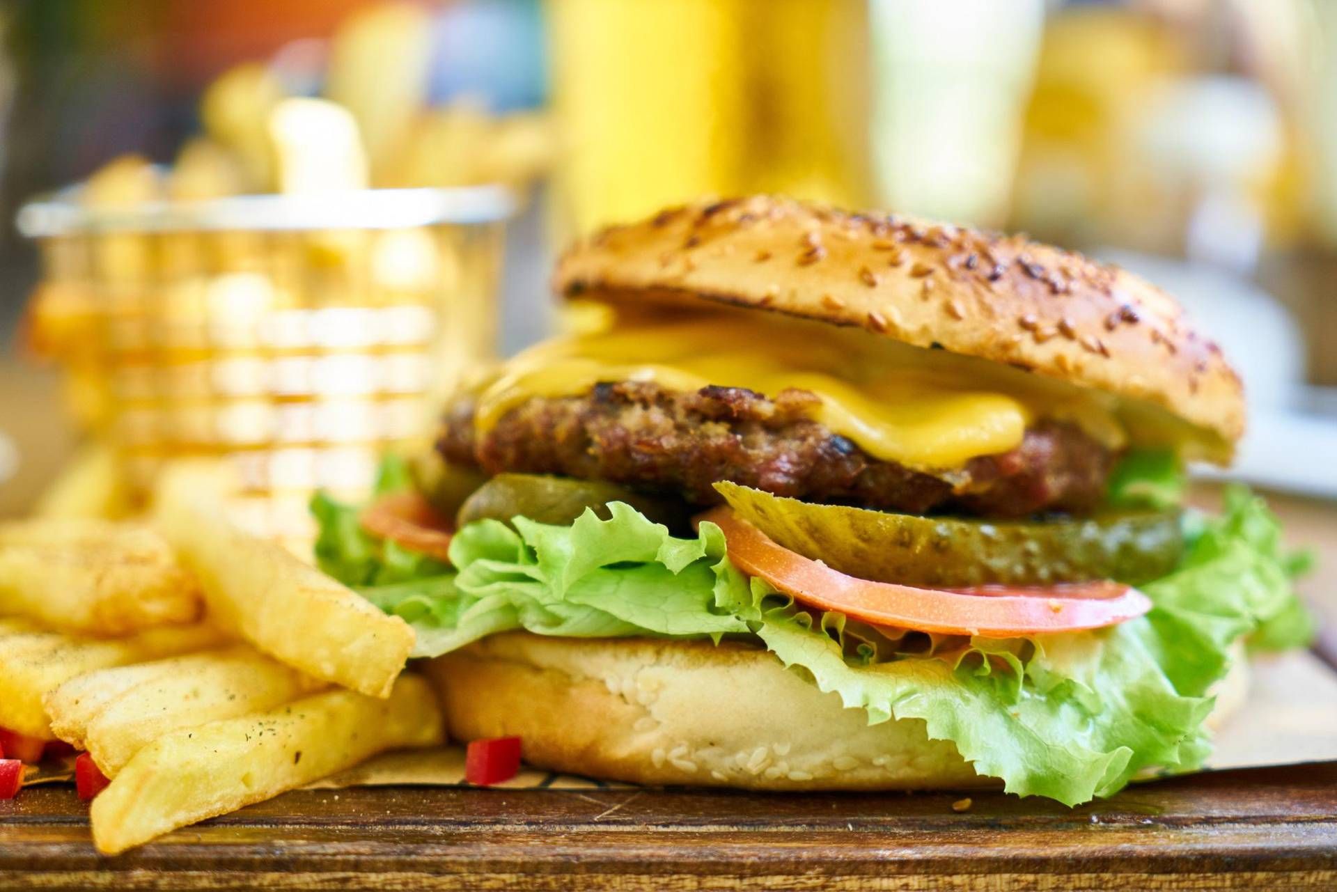 Burger day 2025, nutritionist 'rehabilitates' the hamburger. But with