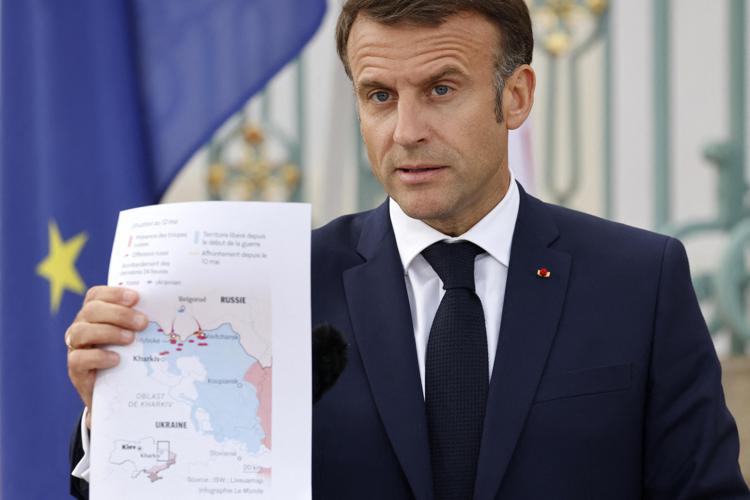 Ucraina, Macron: "Consentire a Kiev di colpire in Russia"